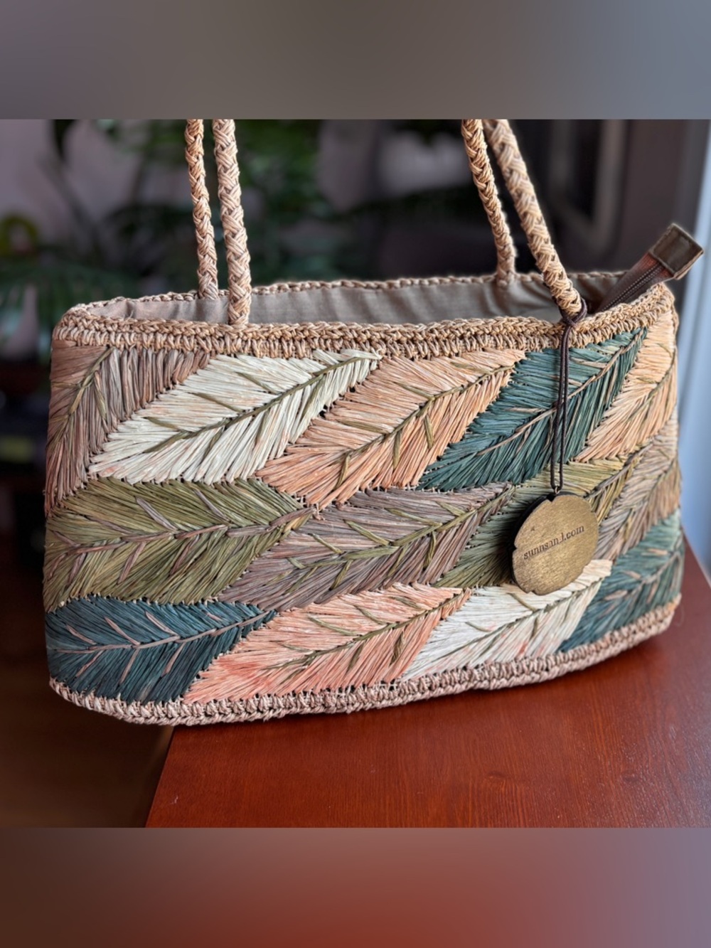 Sun and Sand Straw Tote Handbag Leaf-Pattern
